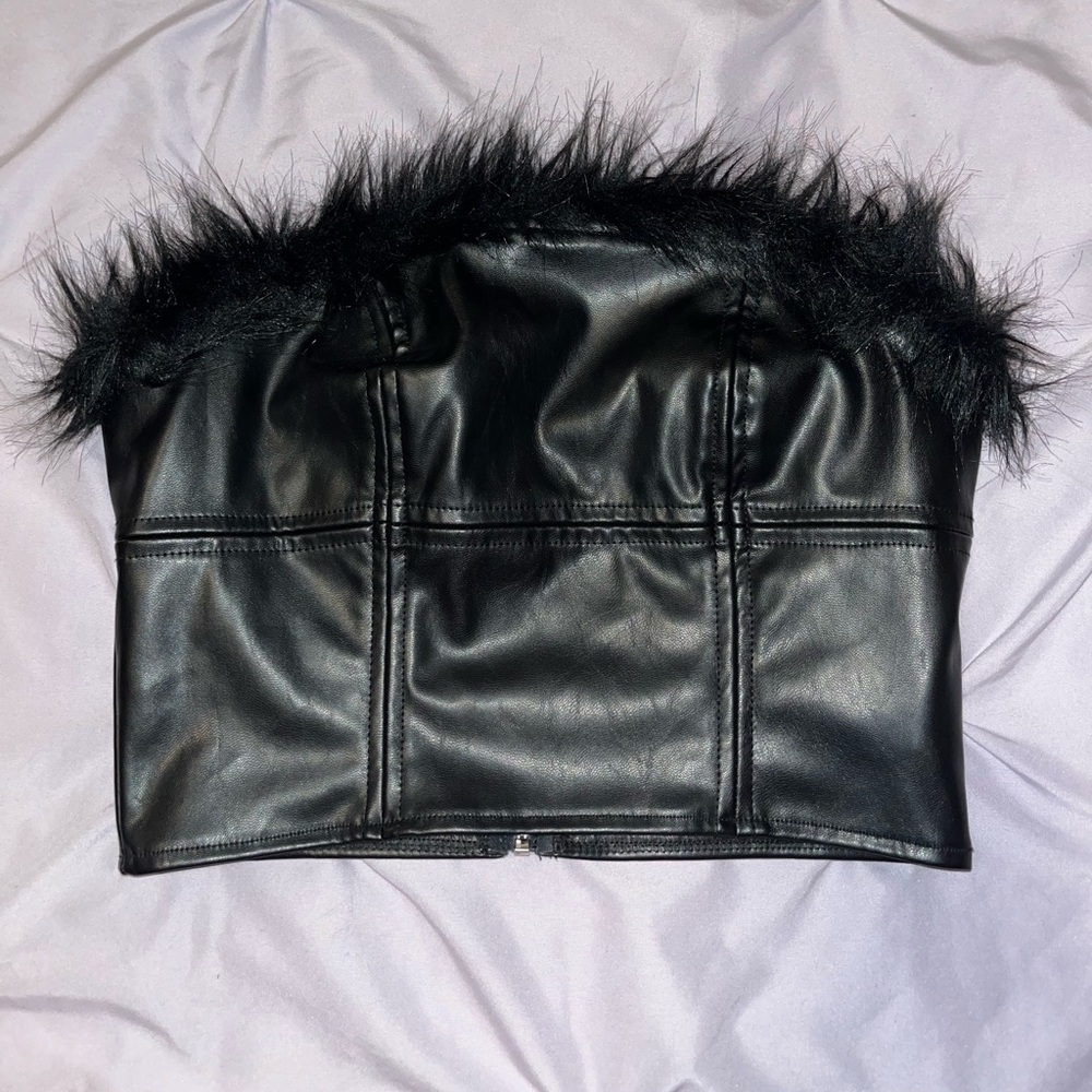 Black faux leather tube top with faux fur trimming